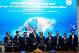 En la firma de un Memorando de Entendimiento de colaboración entre el Departamento de Ciencia y Tecnología de Ciudad de Ho Chi Minh y la empresa Accelerated Infrastructure Capital (AIC). (Fuente: VNA)