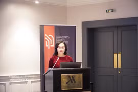 La viceministra vietnamita de Industria y Comercio, Phan Thi Thang, habla en el evento. (Fuente: VNA)