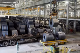 Los productos de acero del Grupo Hoa Phat satisfacen las necesidades nacionales y se exportan a 40 países y territorios. (Foto: VNA)