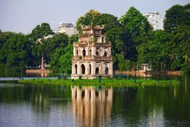 Hanoi figura entre destinos nacionales más buscados en días festivos de Tet. (Fuente: hanoimoi)