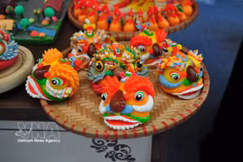 Productos tradicionales tò he exhibidos en el evento. (Fuente: VNA)