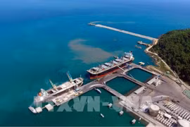 El proyecto del Puerto de Chan May aprovecha las ventajas de un puerto natural de aguas profundas para mejorar la capacidad de carga, descarga y almacenamiento de mercancías. (Fuente: VNA)