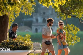 Turistas extranjeros en Hanoi. (Fuente: VNA)