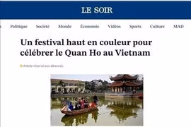 El artículo "El colorido Festival Lim rinde homenaje a las canciones populares de Quan Ho" fue publicado en el periódico belga "Le Soir". (Foto: VNA)