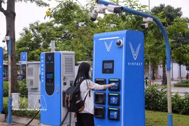 Armarios de intercambio de baterías en Hanoi. (Fuente: VNA)