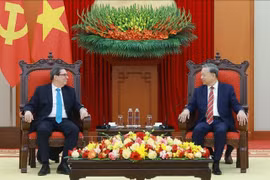 El secretario general del Partido Comunista de Vietnam, To Lam, recibió al canciller cubano, Bruno Rodríguez Parrilla. (Fuente: VNA) 