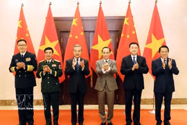 Los ministros de Relaciones Exteriores, de Defensa y de Seguridad Pública de Vietnam y China en el primer diálogo estratégico “3+3”. (Fuente: VNA)