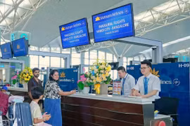 Vietnam Airlines lanzó oficialmente un vuelo directo que conecta Hanoi con Bengaluru, el principal centro tecnológico de la India. (Foto vov.vn)