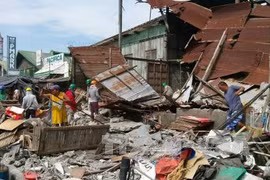 La escena de devastación después de un terremoto en Filipinas. (Fuente: EPA/VNA)