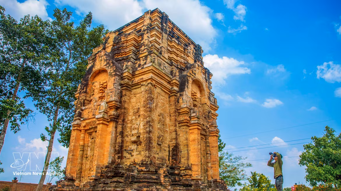 Torre Chot Mat, vestigio de la civilización Oc Eo en Vietnam
