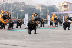 Entrenamiento de fuerzas para garantizar la seguridad durante el XIV Congreso del Partido