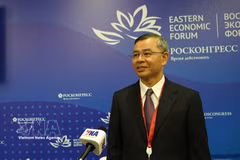 El ministro de Finanzas de Vietnam, Ngo Van Tuan, en la entrevista concedida a la Agencia Vietnamita de Noticias (VNA) en Rusia. (Foto: VNA)