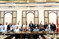 El Foro Empresarial Vietnam-Líbano, copresidido por el embajador de Vietnam en Egipto concurrente en Líbano, Nguyen Nam Duong, y el vicepresidente de la Cámara de Comercio, Industria y Agricultura de Trípoli y el Norte de Líbano, Ibrahim Faz. (Foto: VNA)