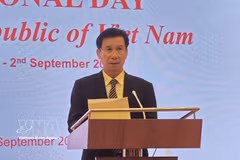 El embajador de Vietnam en Indonesia, Ta Van Thong, pronuncia un discurso (Foto: VNA)