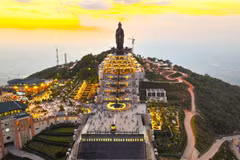 Tay Ninh, una tierra revolucionaria y un símbolo turístico de la región sudeste de Vietnam
