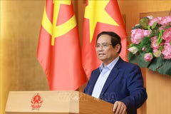 El primer ministro Pham Minh Chinh pronuncia un discurso en la reunión (Fuente: VNA)
