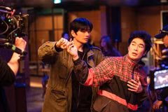 El actor Lee Yi Kyung en una escena de la película de coproducción vietnamita-coreana "Here I am" (Foto: equipo de producción)