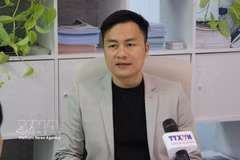 El doctor Nguyen Tuan Nghia durante la entrevista con la VNA (Foto: VNA)
