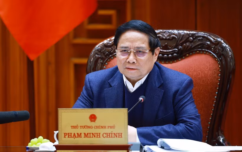 El primer ministro Pham Minh Chinh habla en la reunión. (Foto: VNA)