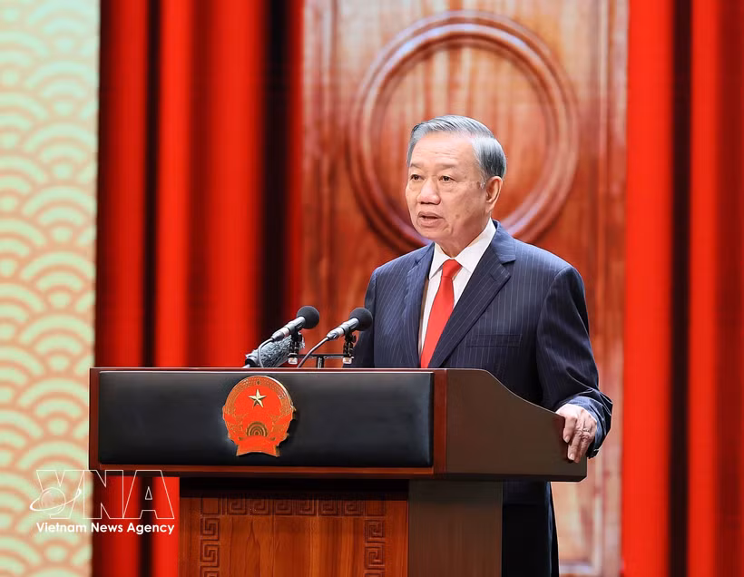 El secretario general del Partido Comunista y presidente de Vietnam, To Lam, pronuncia un discurso en el evento. Foto: VNA