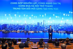 Tran Quang Hung, presidente del Consejo de Administración del HIC, presenta el modelo de operación del HIC (Foto: Hanoimoi)