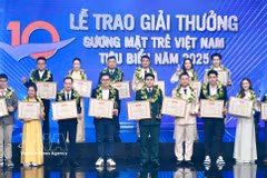 Vietnam honra a los 10 jóvenes más destacados de 2025 (Foto: VNA)