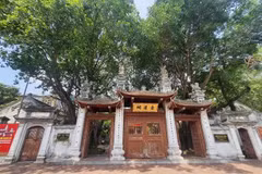 Como uno de los cuatro templos guardianes de Thang Long - Hanoi, el templo Kim Lien siempre ocupa una posición especial en la cultura y la historia de la ciudad. (Foto: VietnamPlus)