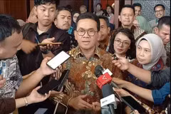 El Ministro de Comercio de Indonesia, Budi Santoso, durante la Ceremonia de Clausura de la Exposición Comercial de Indonesia (TEI) 2025 en el ICE BSD, Tangerang. (Foto: jakartaglobe.id)