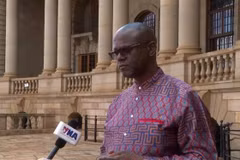 El portavoz del presidente de Sudáfrica, Vincent Magwenya. (Foto: VNA)