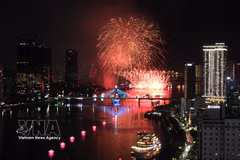 Un espectáculo en el Festival Internacional de Fuegos Artificiales de Da Nang 2026 (Foto: VNA)