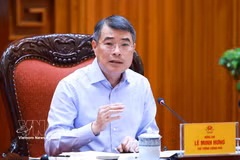 El primer ministro de Vietnam, Le Minh Hung, en la reunión. (Foto: VNA)