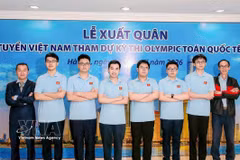 Estudiantes vietnamitas ganan medallas en la Olimpiada Internacional de Matemáticas 2026 (Foto: VNA) 