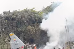 El accidente de un avión militar de transporte ocurrido el 23 de marzo en Colombia dejó 69 fallecidos y numerosos heridos. (Foto: Xinhua/ VNA)