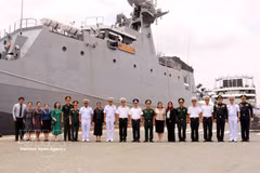 Buque de Armada tailandesa realiza visita de amistad a Ciudad Ho Chi Minh (Foto: VNA)