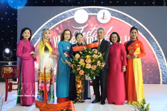 Asociación de Empresarias Vietnamitas debuta en Europa (Foto: VNA)