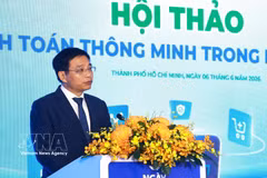 El viceprimer ministro Nguyen Van Thang en el seminario titulado “Pagos inteligentes impulsan las finanzas digitales”. (Foto: VNA)
