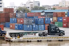 La exportación es uno de los elementos importantes para el crecimiento económico de Vietnam. (Foto: VNA)