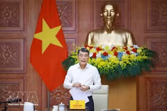 El primer ministro de Vietnam, Le Minh Hung, pide impulsar mayor transparencia en la gestión de metas y plazos (Foto: VNA)