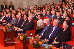 El secretario general del Partido Comunista de Vietnam, To Lam, asise a la velada cultural Alma rusa en el corazón de Vietnam” (Foto: VNA)