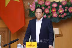 El primer ministro de Vietnam, Pham Minh Chinh, ordena reconstruir todas las casas dañadas por inundaciones. (Foto: VNA)