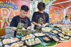 Presentan platos típicos de la región central de Vietnam en festival culinaria Da Nang 2026 (Foto: VNA)