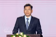 El vicepresidente del Comité Popular municipal Hoang Nguyen Dinh. (Foto: VNA)
