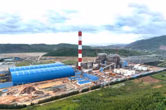 Conectan a la red eléctrica nacional la Unidad 1 de la central térmica Quang Trach 1 (Foto: VNA)