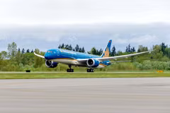 Avión de Vietnam Airlines regresa de emergencia para salvar a pasajera española (Foto: VNA)