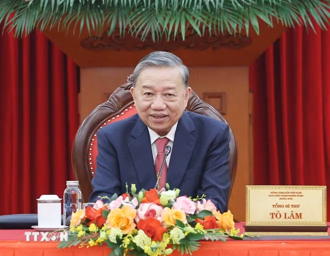tong-bi-thu-to-lam-va-tong-thong-hoa-ky-donald-trump-dien-dam-8128177.jpg