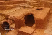 Hallan numerosos objetos valiosos en dos tumbas antiguas en Nghe An