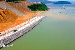 Puerto de Lien Chieu en fase final con 95% de construcción completada