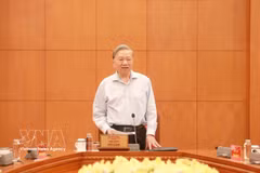 El secretario general del Partido Comunista de Vietnam, To Lam, habla en el evento. (Fuente: VNA)