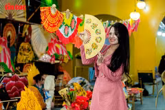 Visitantes en Festival de Turismo Culinario, Aldeas Artesanales y Calles de Oficios de Hanoi 2025. (Fuente: VNA)