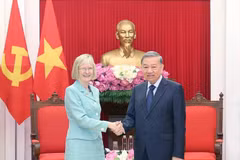 Líder partidista recibe a embajadora de Australia en Vietnam 